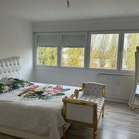 A Appartement *
